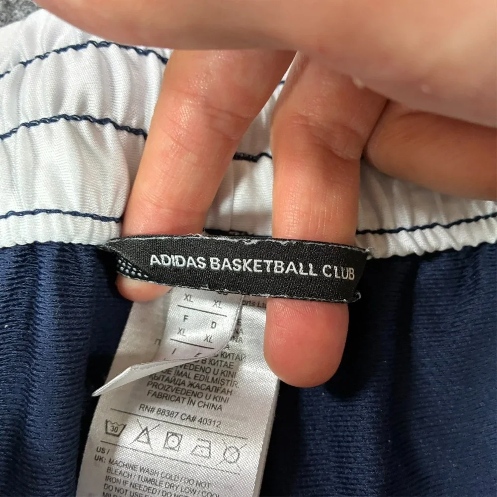 Adidas Basketball Club Mens Athletic Shorts XL Navy Pull On Drawstring Stretch